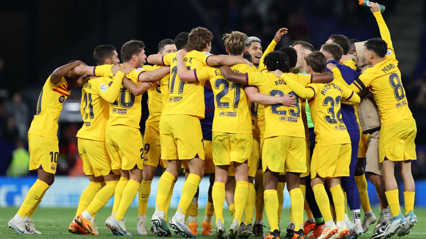 仅对市民出 仅对市民出